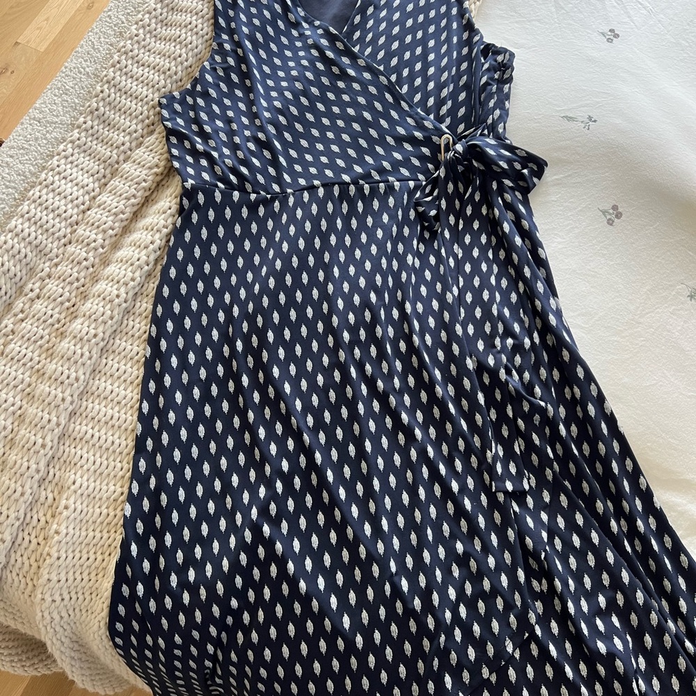 Ivanka Trump Navy and White Patterned Maxi Dress